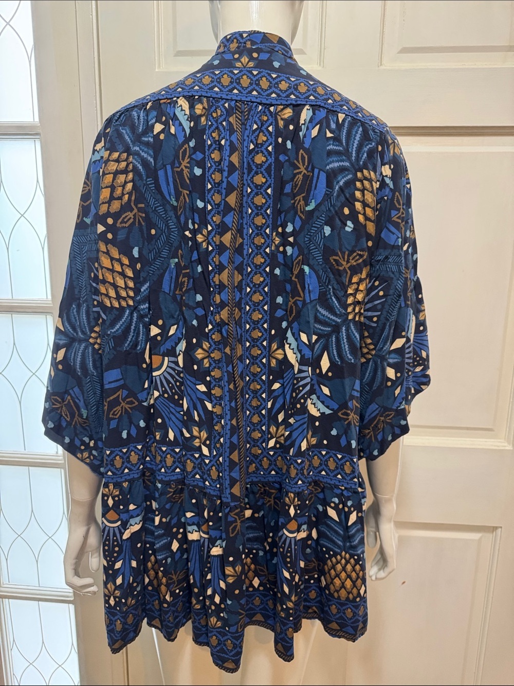 Farm Rio Tropical Magic Blue Patterned Tie-Neck Women’s Dress Size Medium - Picture 10 of 15